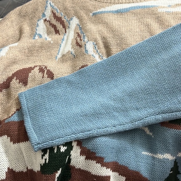 Madden NYC Cropped Knit Sweater Size XXL Tan Blue Mountain Winter Scene Ski - Picture 4 of 5